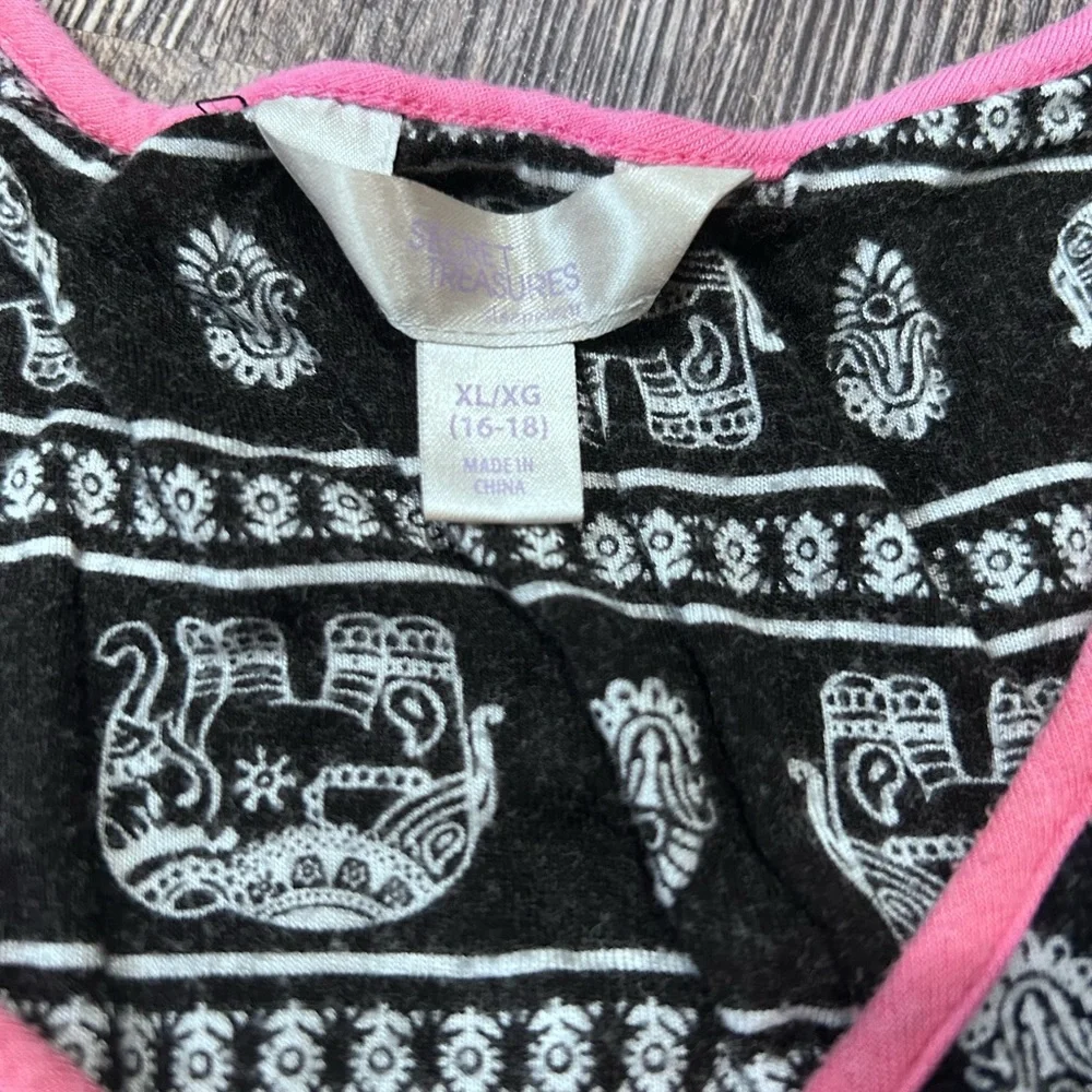 Secret Treasures Black Nightgown with White Elephant Print and Pink Trim - Picture 2 of 2